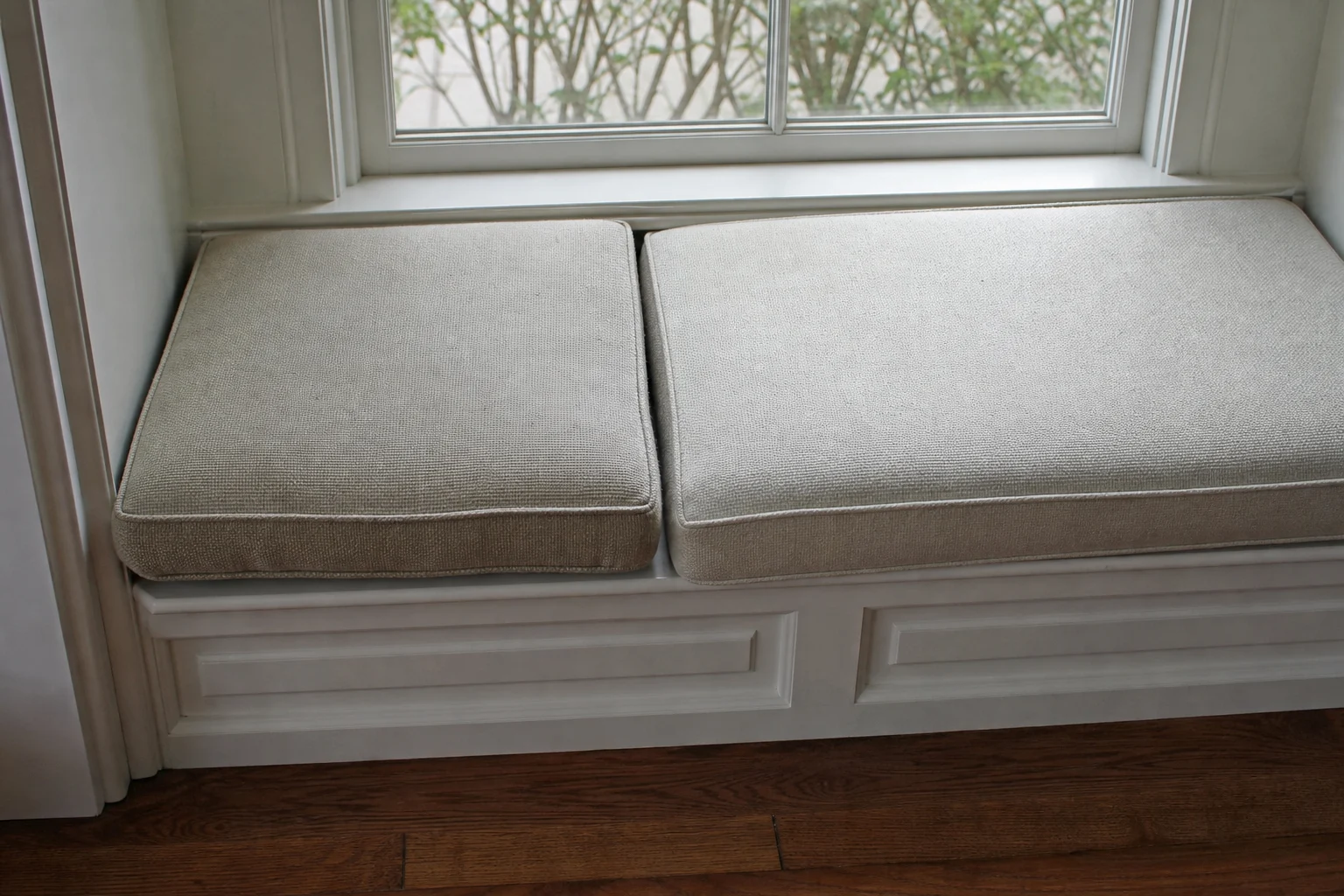 Custom vs Standard Cushions