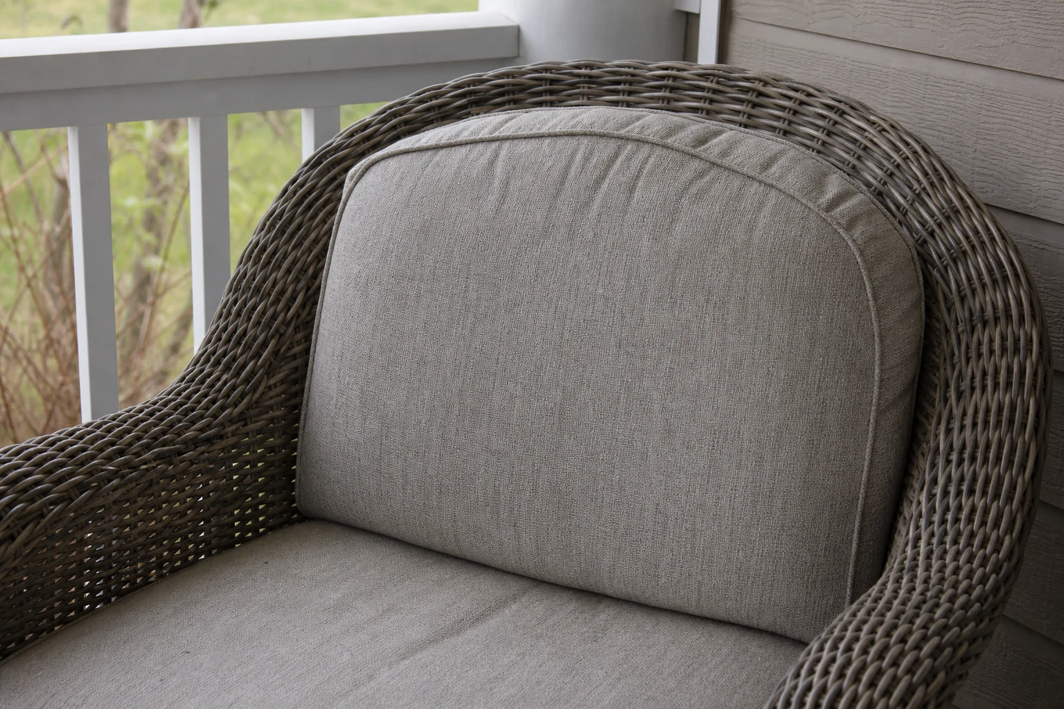 How to Measure Curved Wicker Seating for Custom Cushions