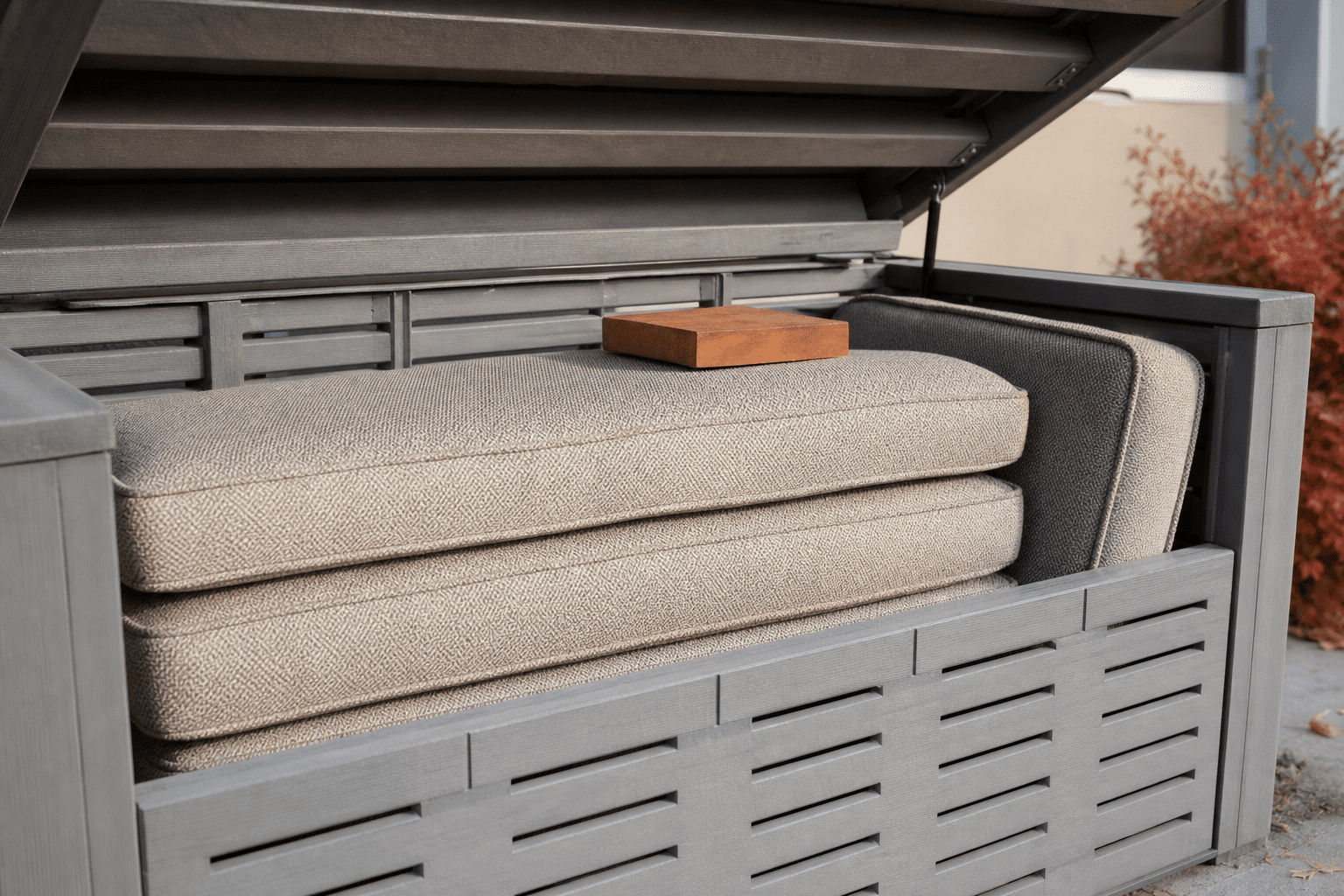 How to Store Outdoor Cushions for Winter